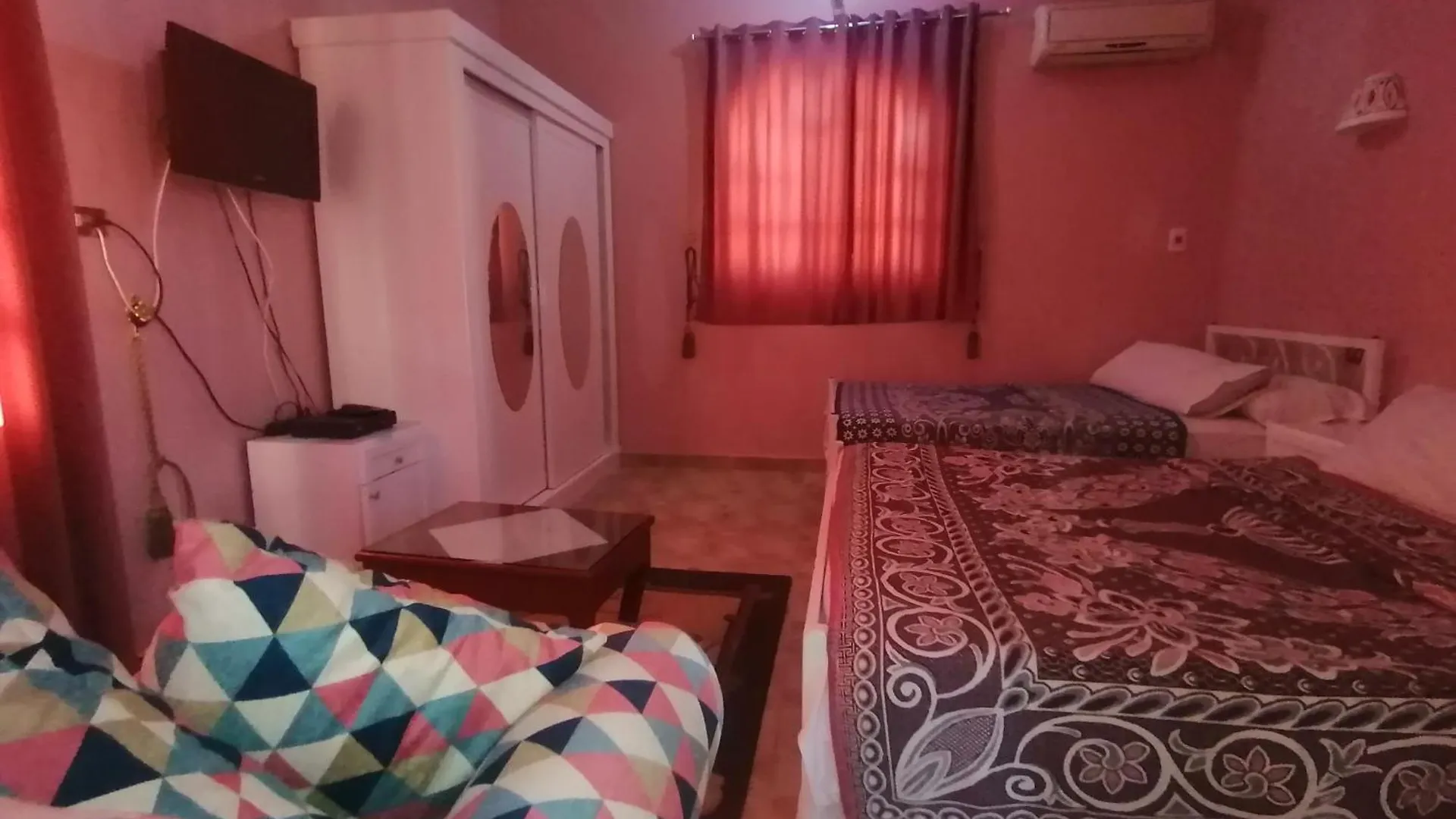 Luxor Palace Apartments 0*,