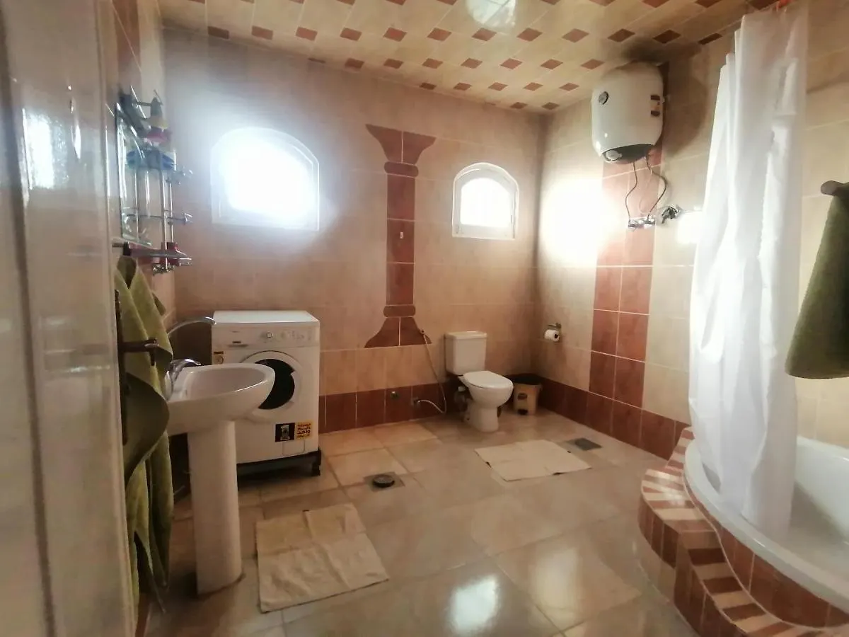 Luxor Palace Apartments 0*,